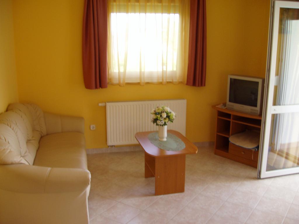 Katalin Apartmanhaz Zalakaros Ngoại thất bức ảnh